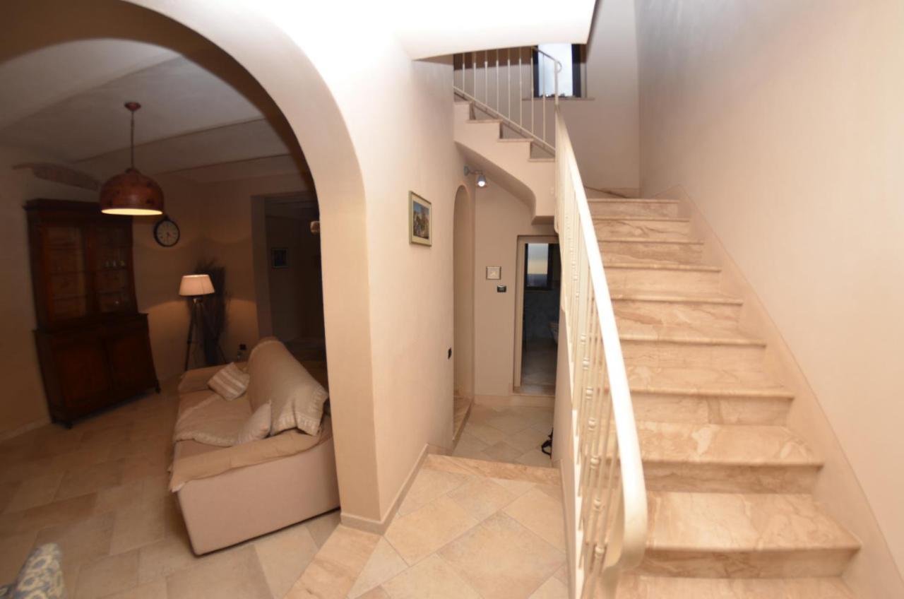 Al Colle Di Lari Villa Buitenkant foto
