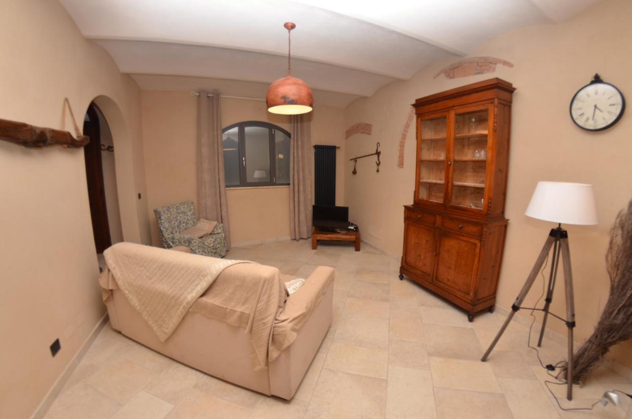 Al Colle Di Lari Villa Buitenkant foto